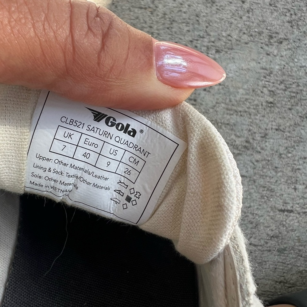 Gola Women's Cream and Black Sneakers - Picture 6 of 7